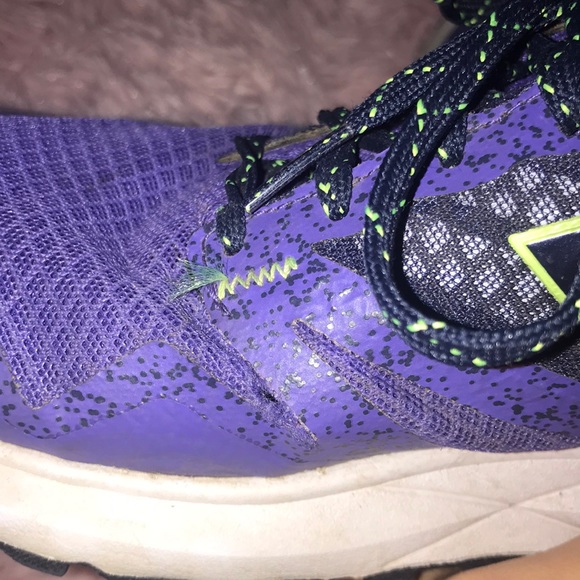 New Balance 690 AT 8.5 Purple & Green All Terrain - Picture 8 of 8